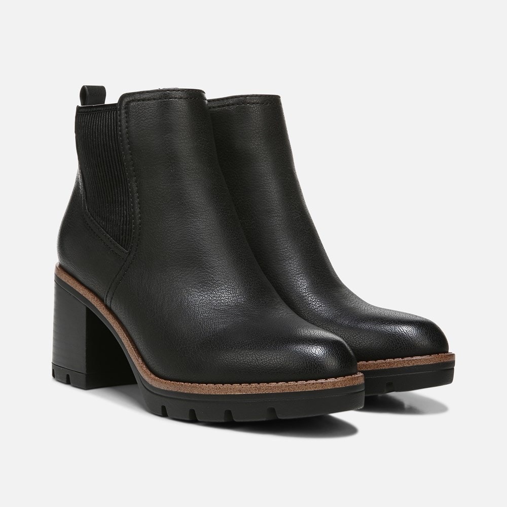 Naturalizer 7.5 MADALYNN GORE WATER REPELLENT BOOTIE. VGUC.